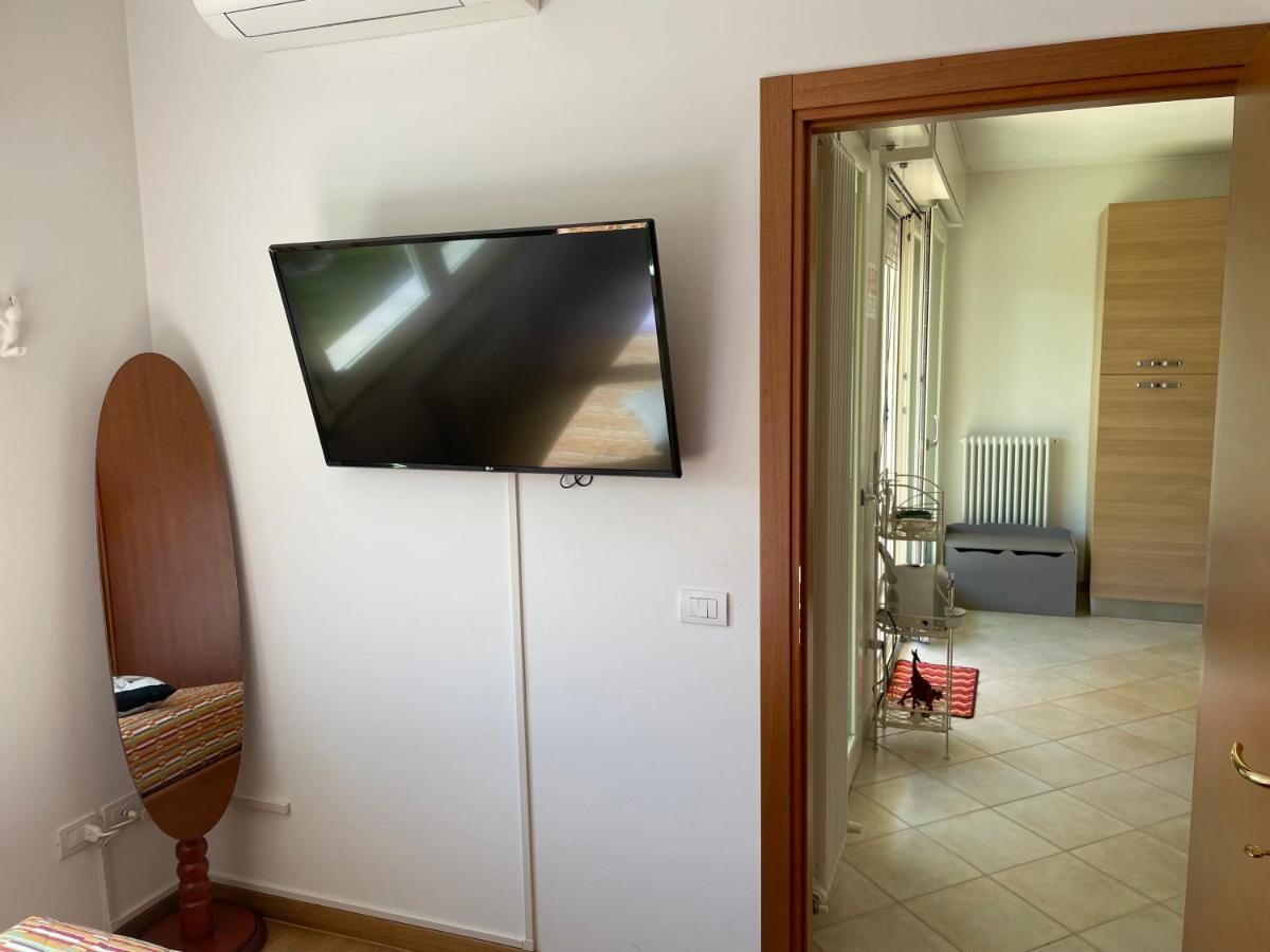 Nichi House Apartment Сенигалия Екстериор снимка